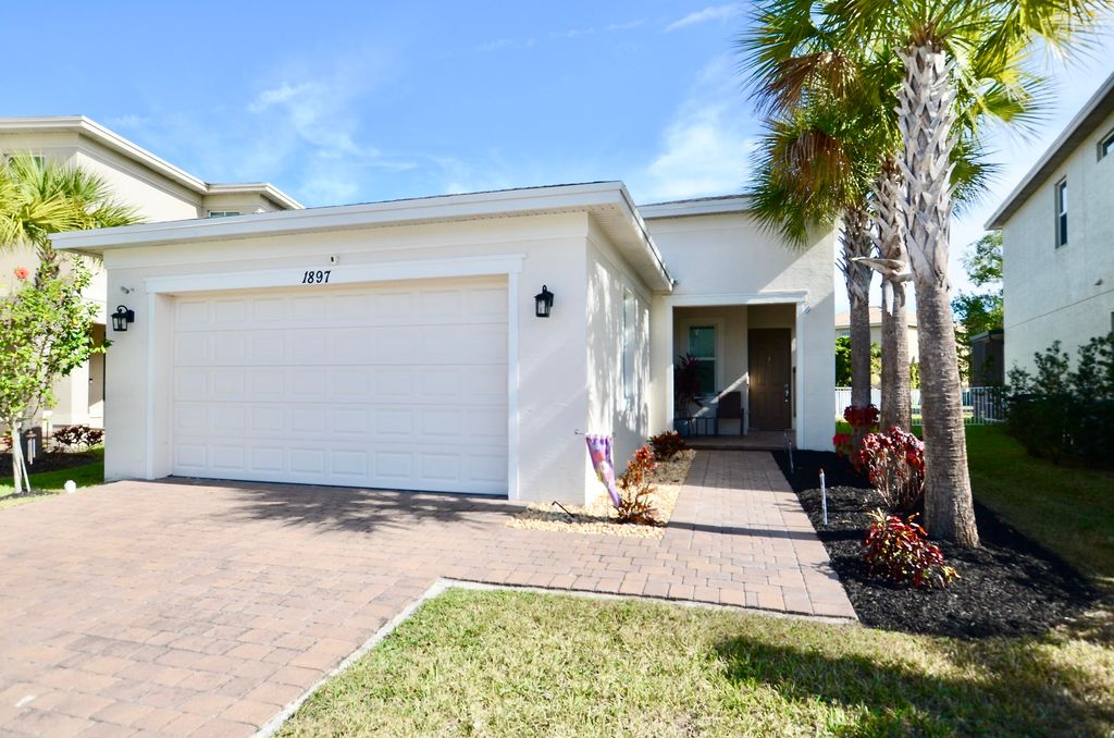 1897 NW Cataluna Circle, Port St. Lucie, Port St Lucie, FL 34986