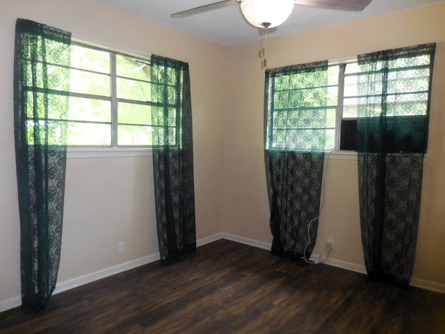 405 N Second Street, Quinlan, TX 75474