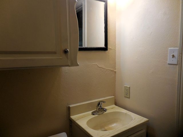 405 N Second Street, Quinlan, TX 75474