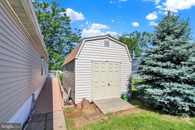 148 BROADWING DR, Hanover, PA 17331