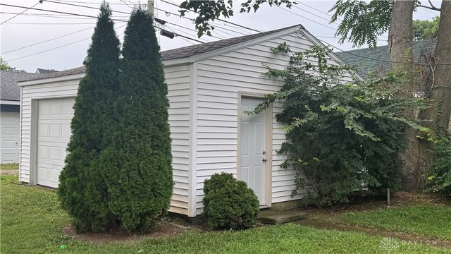 415 Garfield Avenue, Troy, OH 45373