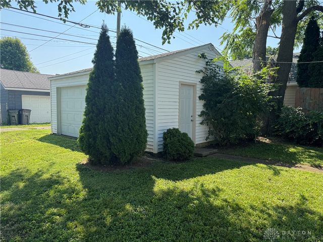 415 Garfield Avenue, Troy, OH 45373