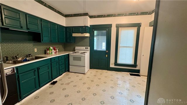 415 Garfield Avenue, Troy, OH 45373