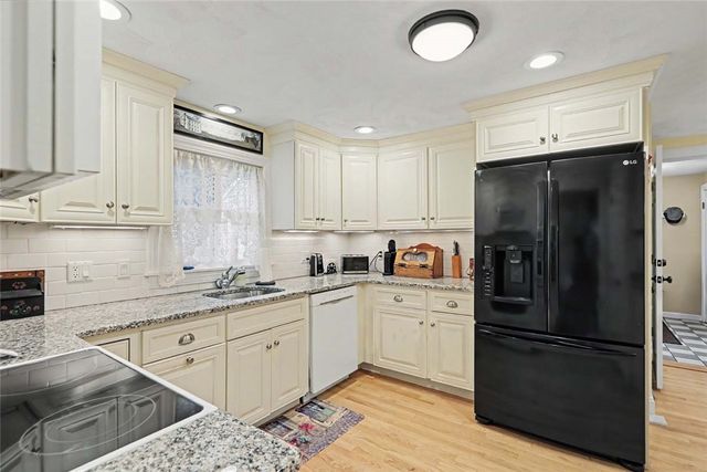 25 Tingley Drive, Cumberland, RI 02864