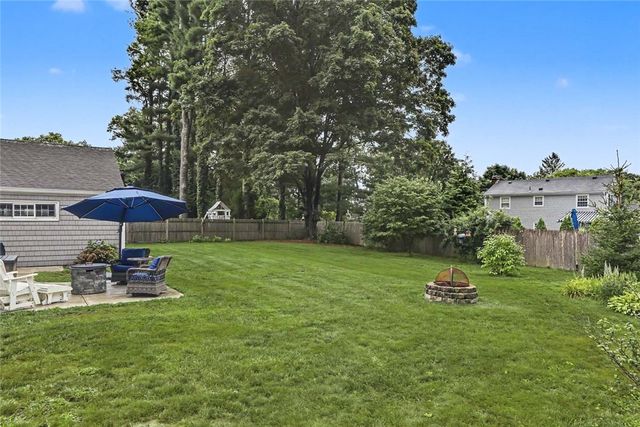 25 Tingley Drive, Cumberland, RI 02864