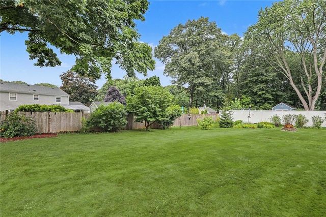 25 Tingley Drive, Cumberland, RI 02864