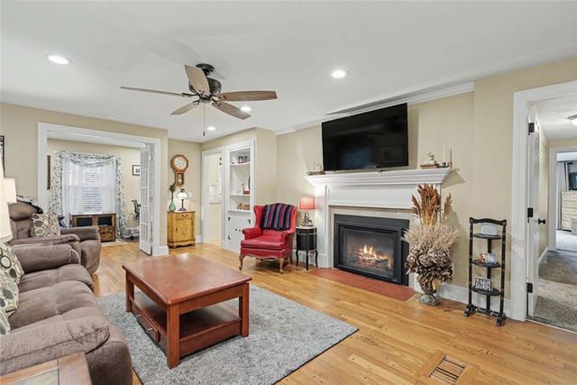 25 Tingley Drive, Cumberland, RI 02864