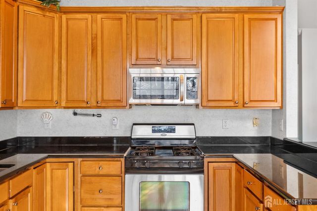 60 Amber Drive, Old Bridge, NJ 08857