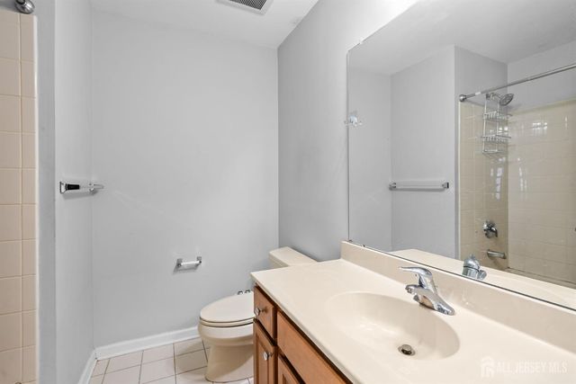 60 Amber Drive, Old Bridge, NJ 08857