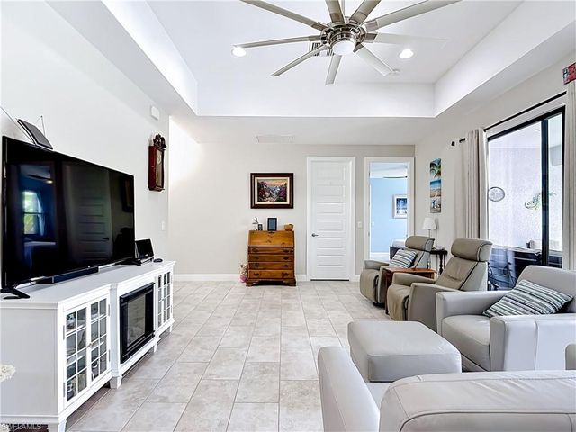1734 SW 18th ST, Cape Coral, FL 33991