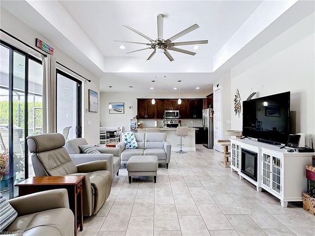 1734 SW 18th ST, Cape Coral, FL 33991