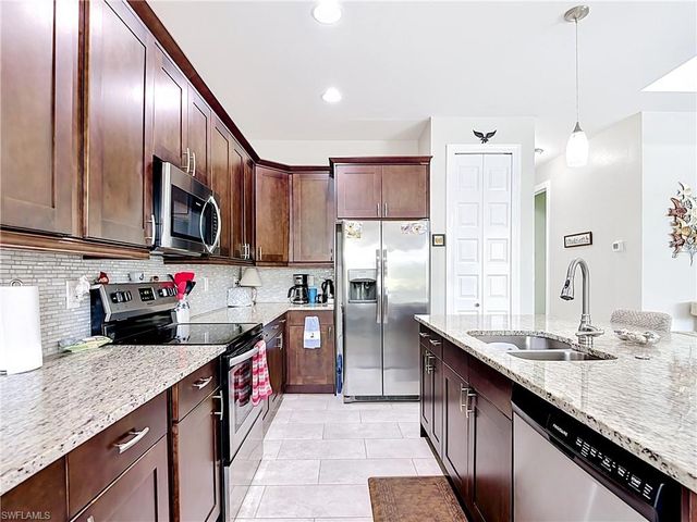 1734 SW 18th ST, Cape Coral, FL 33991