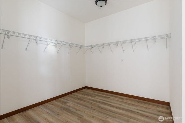 801 NW Shire Street, Oak Harbor, WA 98277