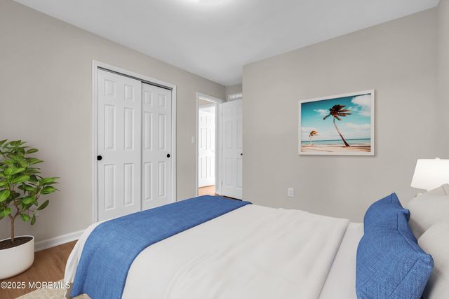 132 Holly Court, Little Egg Harbor, NJ 08087