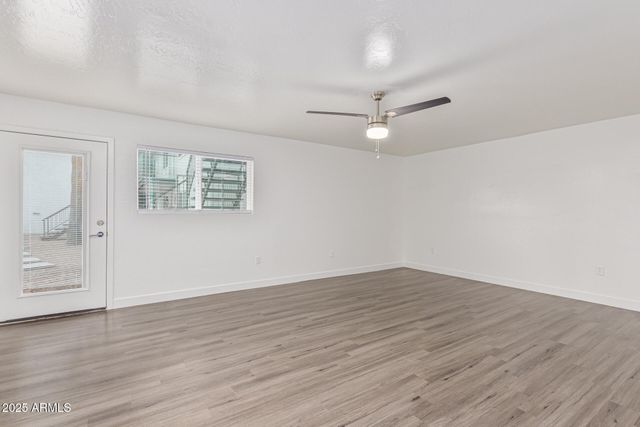 2539 N 48TH Street, Phoenix, AZ 85008