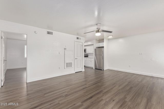 2539 N 48TH Street, Phoenix, AZ 85008