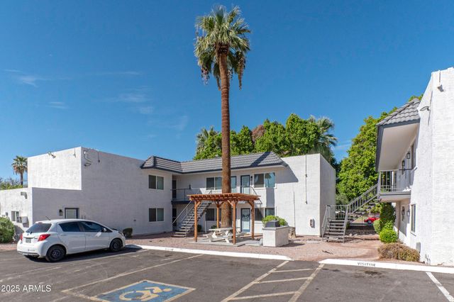 2539 N 48TH Street, Phoenix, AZ 85008