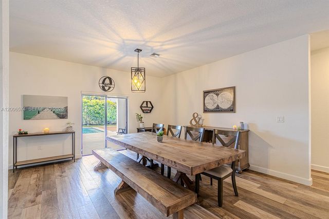 13680 SW 191st Ter, Miami, FL 33177