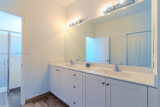 13680 SW 191st Ter, Miami, FL 33177