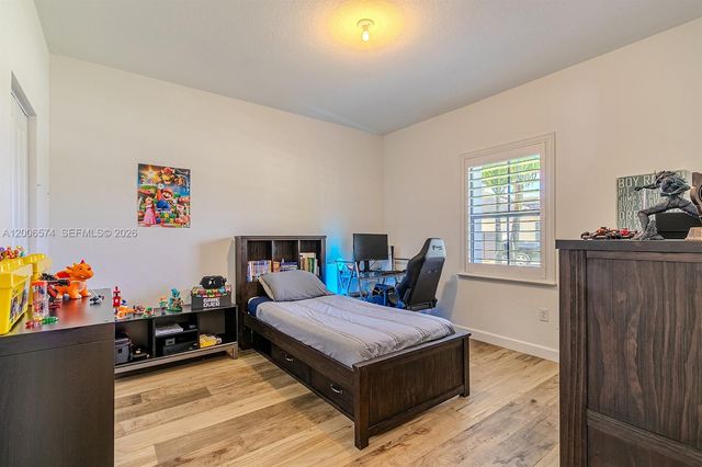 13680 SW 191st Ter, Miami, FL 33177