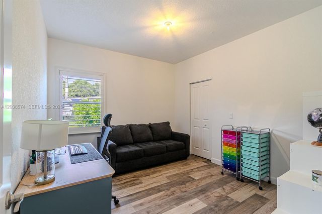 13680 SW 191st Ter, Miami, FL 33177