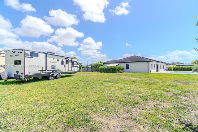 13680 SW 191st Ter, Miami, FL 33177