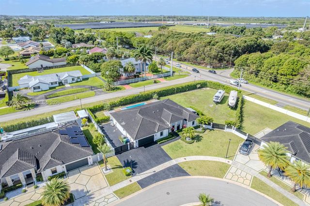 13680 SW 191st Ter, Miami, FL 33177