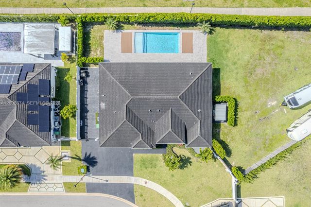 13680 SW 191st Ter, Miami, FL 33177