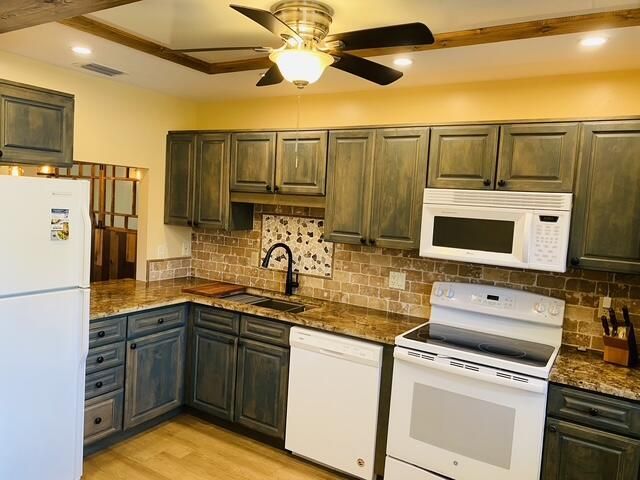 1351 Bayshore Drive 105, Fort Pierce, FL 34949