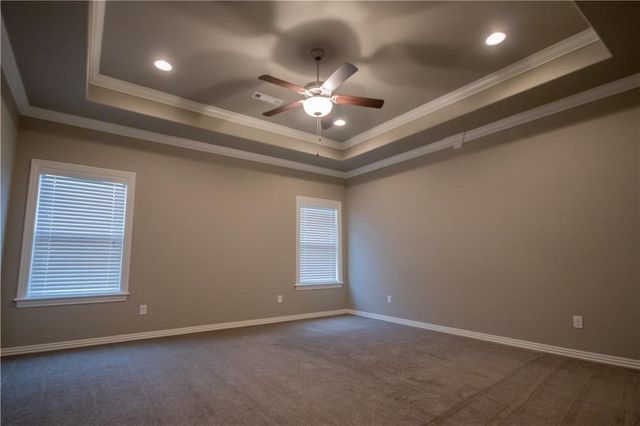 301 Cisterna Drive, Centerton, AR 72719