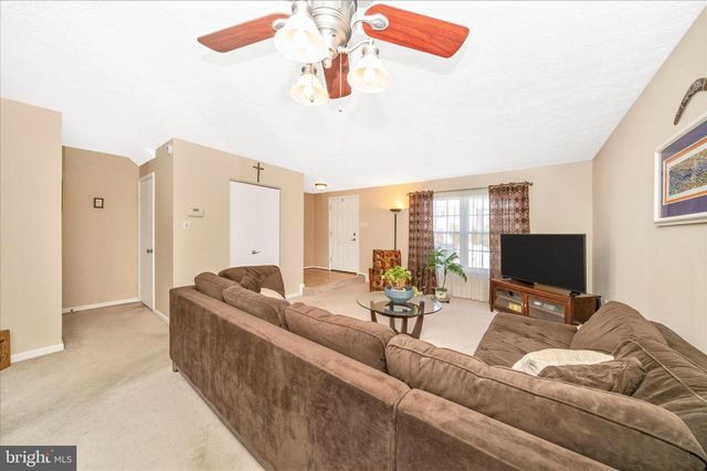 18725 WINDING CREEK PL, Germantown, MD 20874