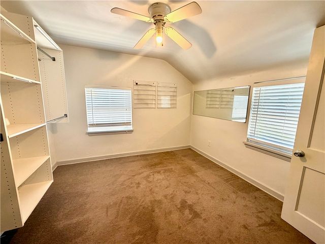 1516 Kansas Ave, White Oak, PA 15131