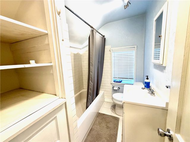 1516 Kansas Ave, White Oak, PA 15131