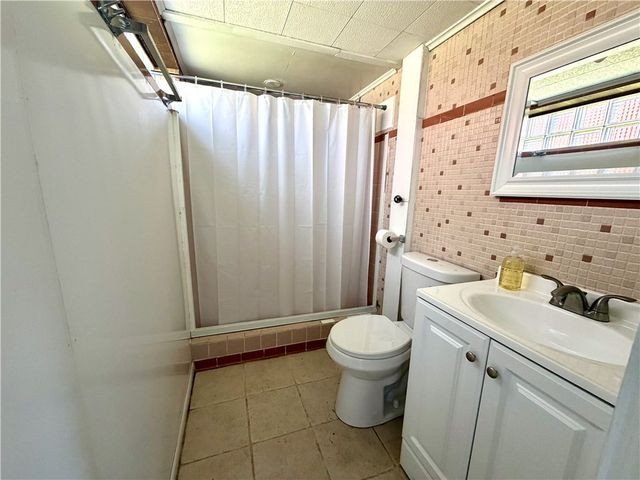 1516 Kansas Ave, White Oak, PA 15131