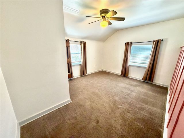 1516 Kansas Ave, White Oak, PA 15131