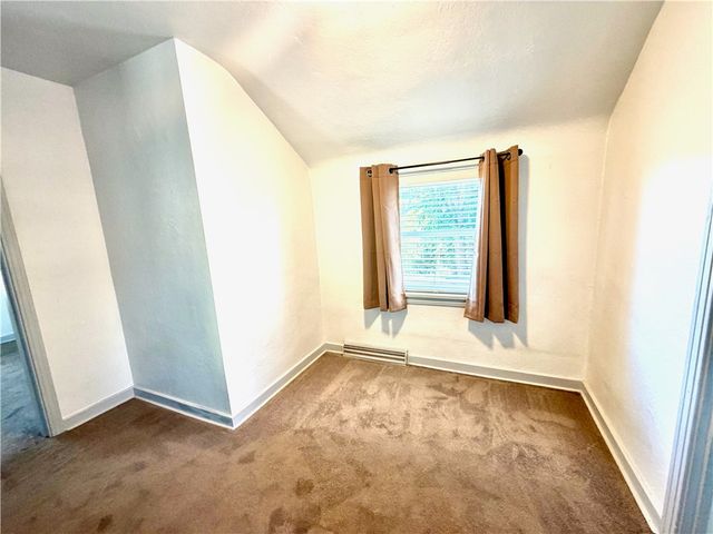 1516 Kansas Ave, White Oak, PA 15131