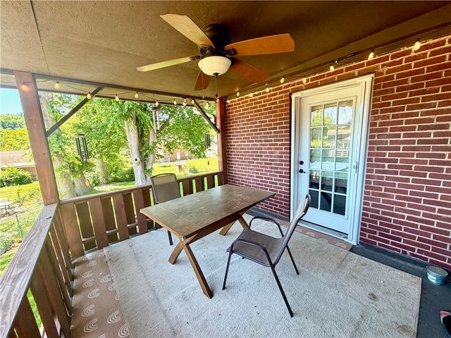 1516 Kansas Ave, White Oak, PA 15131