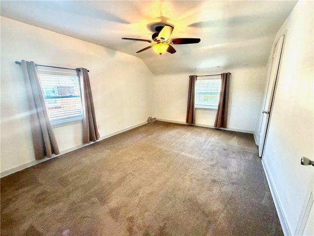 1516 Kansas Ave, White Oak, PA 15131