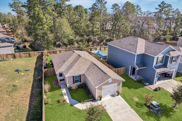 23015 Bellini Drive, Magnolia, TX 77355