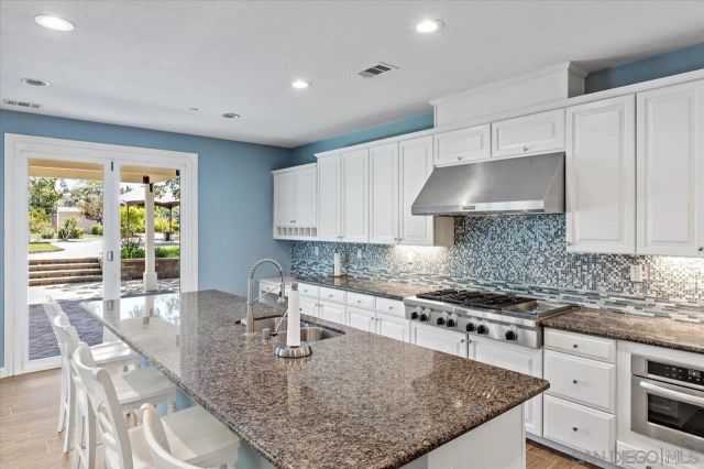 5599 Chincoteague Ct., Oceanside, CA 92057
