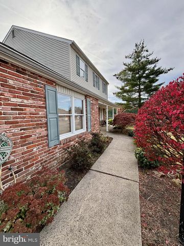 744 FAIRBRIDGE DR, Fairless Hills, PA 19030