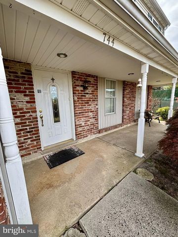 744 FAIRBRIDGE DR, Fairless Hills, PA 19030