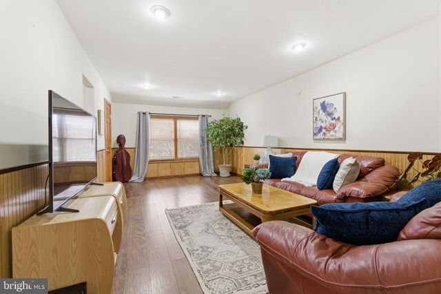 744 FAIRBRIDGE DR, Fairless Hills, PA 19030