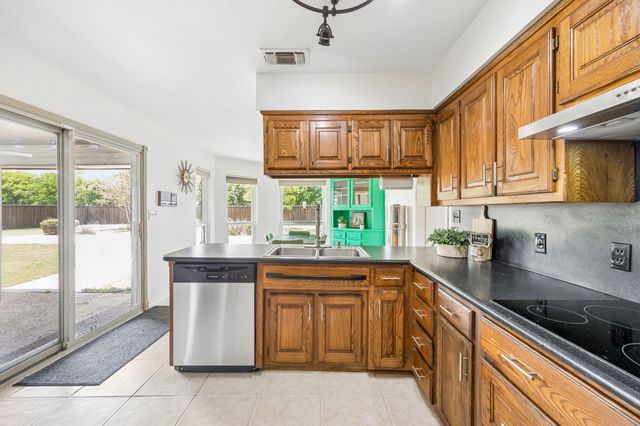 5 Orchard Road, Lucas, TX 75002