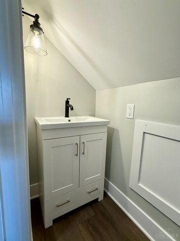 3925 Limerick Avenue, Sycamore Twp, OH 45236