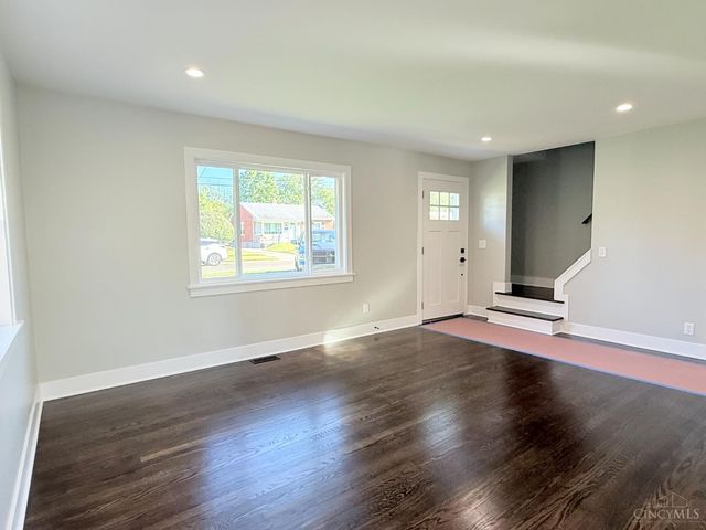 3925 Limerick Avenue, Sycamore Twp, OH 45236