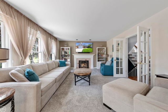 15790 Farmview Court, Fraser, MI 48026