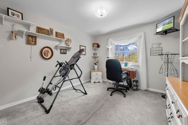 15790 Farmview Court, Fraser, MI 48026