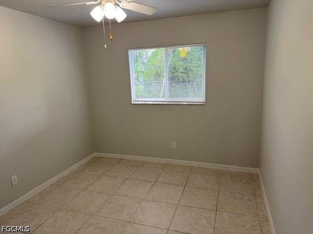 1401 SW 1st PL, Cape Coral, FL 33991