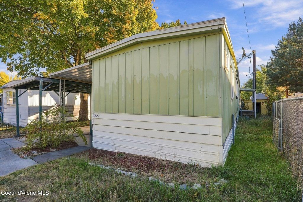 3522 N Gunnar CT, Coeur d'Alene, ID 83815 photo 2